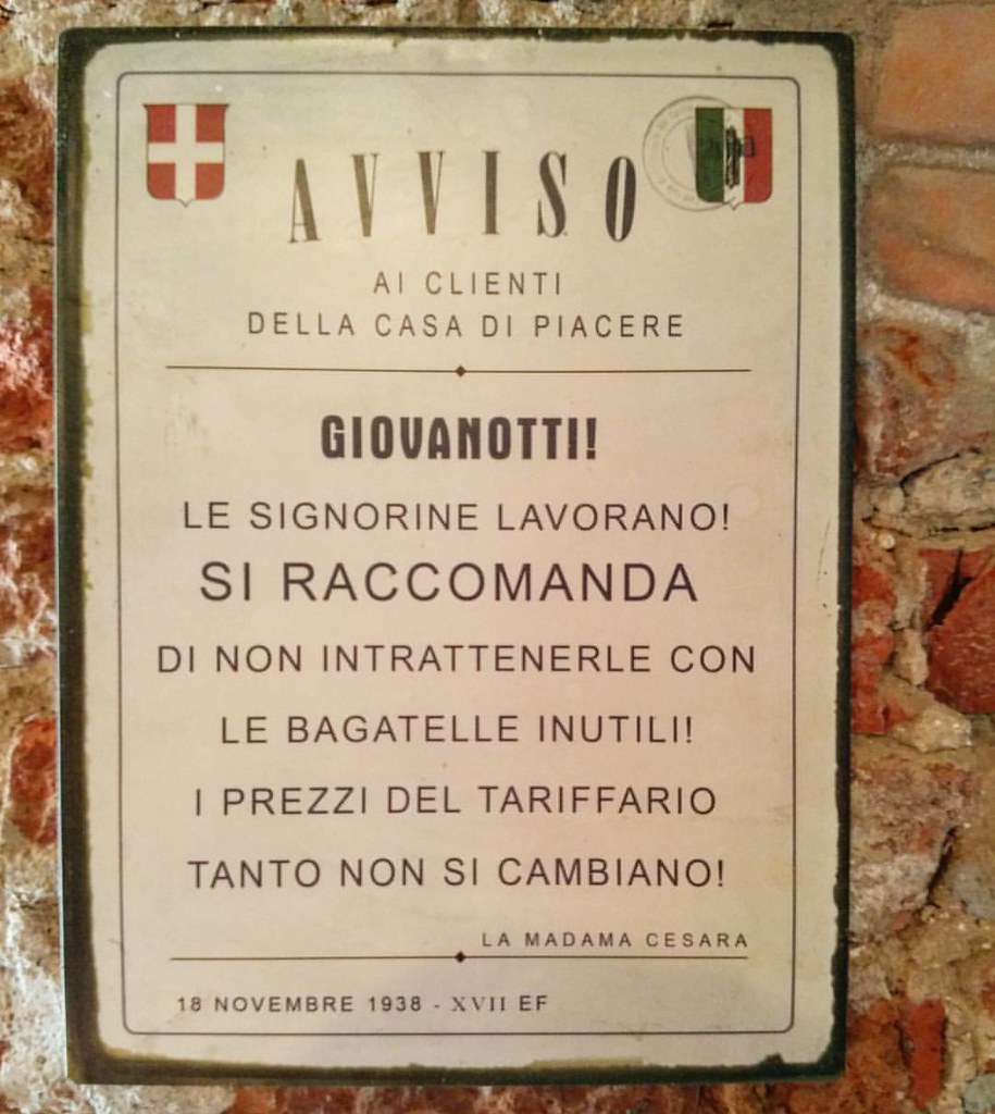 3. Raccomandazioni‌ specifiche⁤ per settori a ‌rischio: Approfondimento​ sulle linee guida specifiche per settori lavorativi ad alto rischio e suggerimenti per l'implementazione di⁣ misure di sicurezza personalizzate