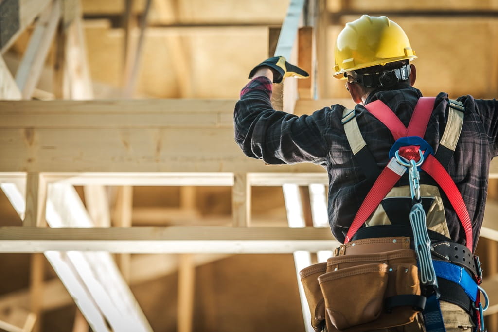 Manutenzione sicurezza nei luoghi di lavoro: corsi indispensabili